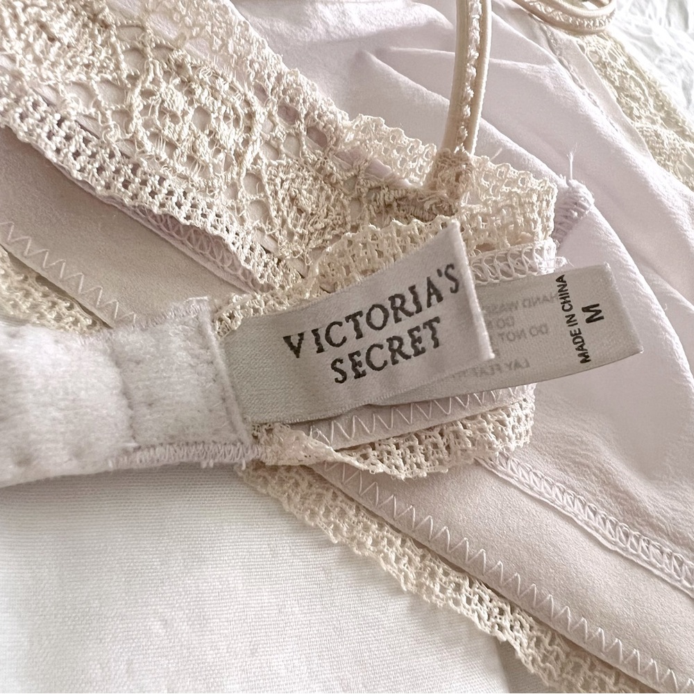 Victoria’s Secret Wireless Lilac & Lace Mesh Bra Size M - Picture 3 of 3